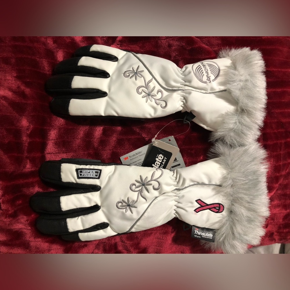Women’s snowmobile gloves
